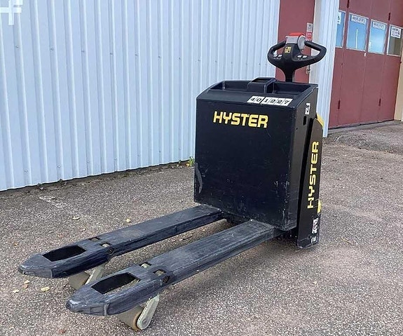 Hyster P2.0 3 of 4