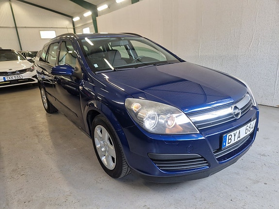 Opel Astra 2 of 5