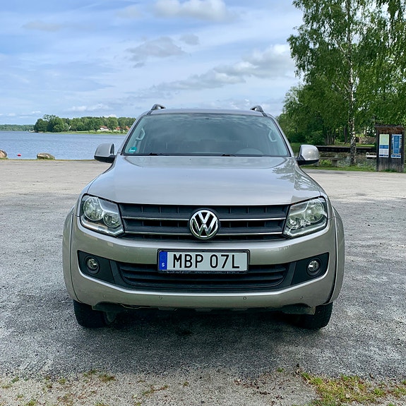 Volkswagen Amarok 2 of 5