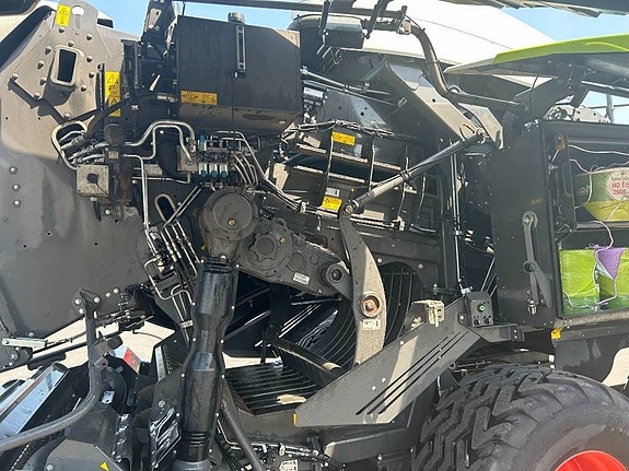 CLAAS Quadrant 5300 FC Evolution Tandem 5 of 8
