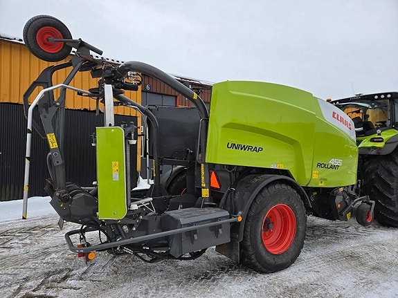 CLAAS Rollant 455 RC Uniwrap 3 of 12