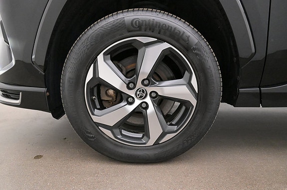 Toyota RAV4 Plug-in Hybrid 27 of 27