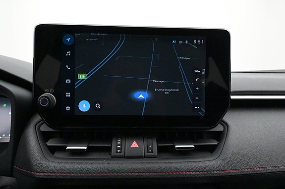 Toyota RAV4 Plug-in Hybrid 13 of 27