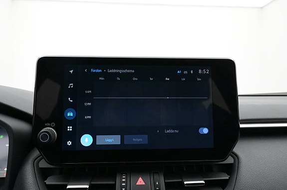 Toyota RAV4 Plug-in Hybrid 14 of 27