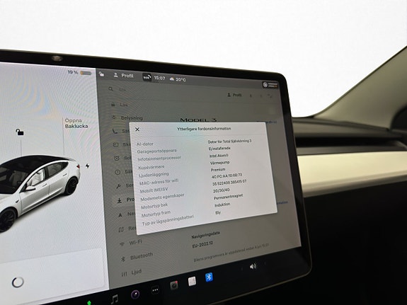 Tesla Model 3 24 of 30