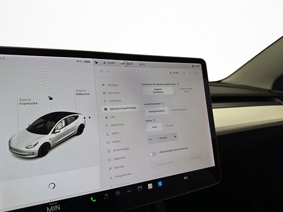 Tesla Model 3 22 of 30