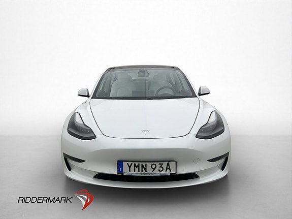 Tesla Model 3 3 of 5