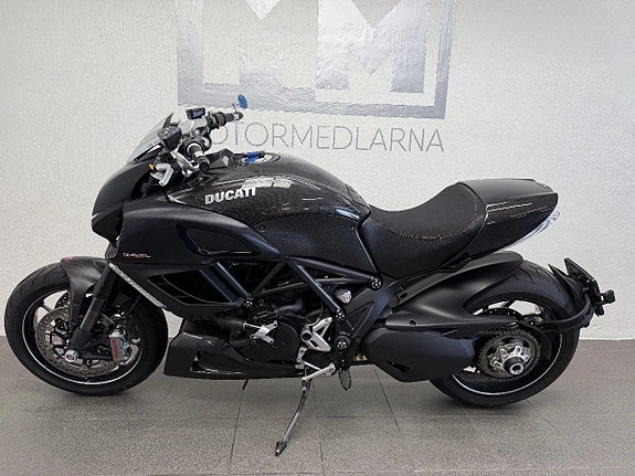 Ducati Diavel Carbon ABS NYA REMMAR 8 of 16