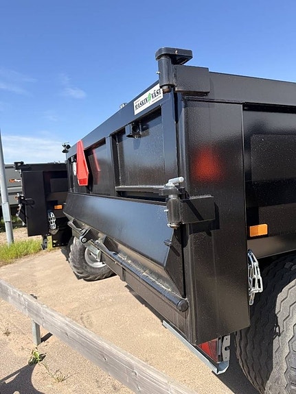 Palmse Trailer D1300 3 of 5