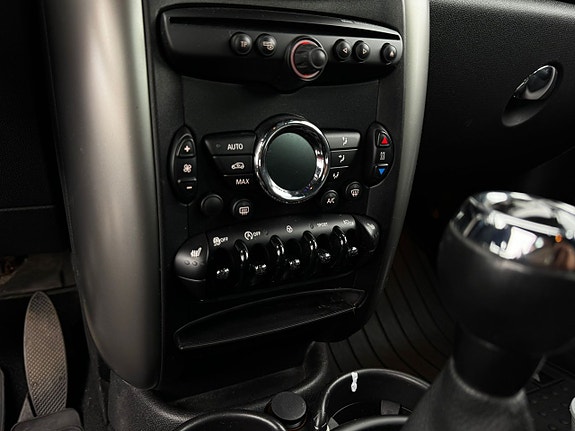 MINI Countryman Cooper D 16 of 19