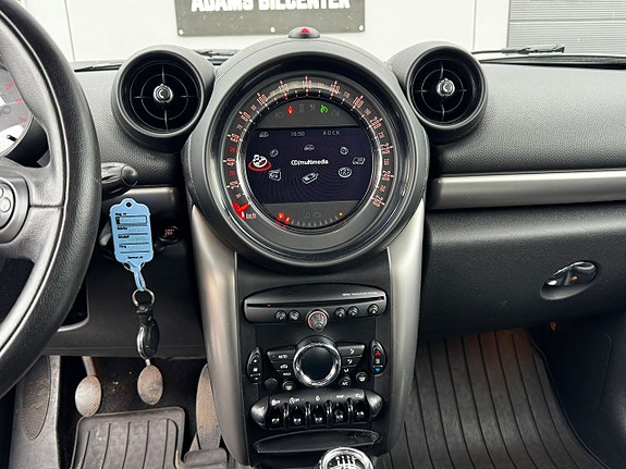 MINI Countryman Cooper D 14 of 19