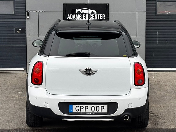 MINI Countryman Cooper D 6 of 19