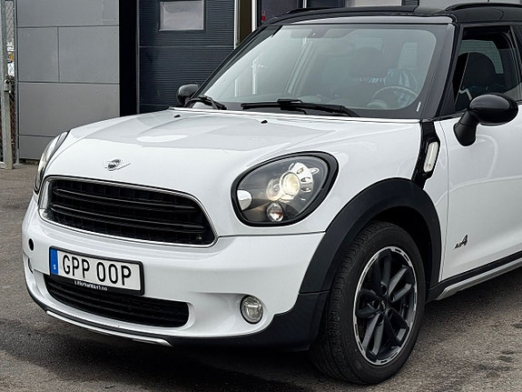 MINI Countryman Cooper D 4 of 5