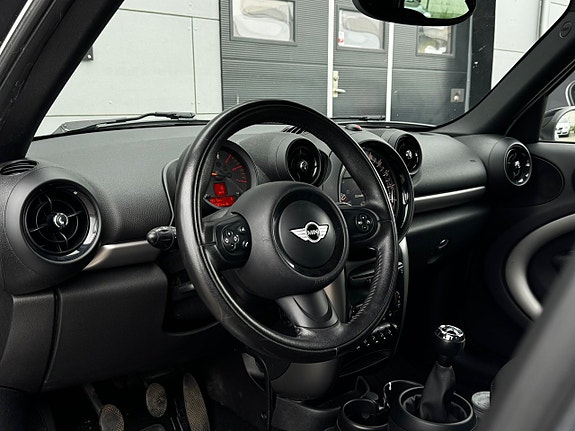 MINI Countryman Cooper D 11 of 19