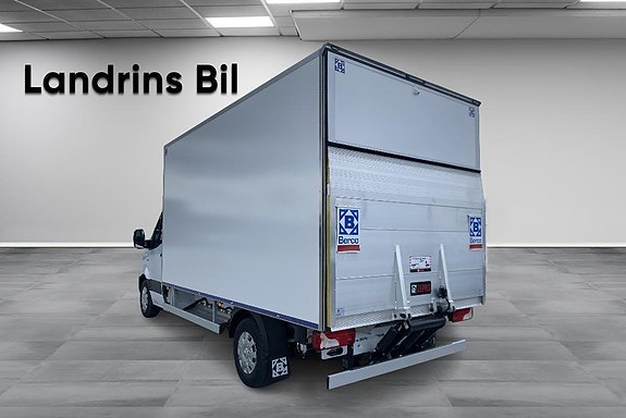 Mercedes-Benz eSprinter 420 6 of 16