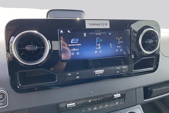 Mercedes-Benz eSprinter 420 11 of 16
