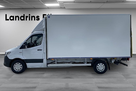 Mercedes-Benz eSprinter 420 4 of 16