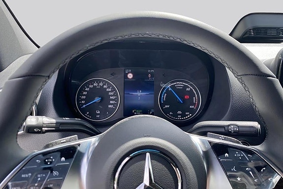 Mercedes-Benz eSprinter 420 10 of 16