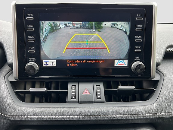 Toyota RAV4 16 of 21