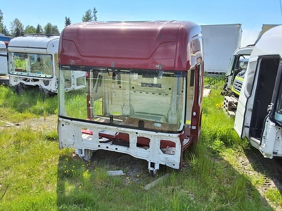 Scania R 590 2 of 5