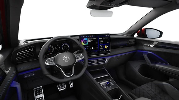 Volkswagen Tiguan 3 of 5