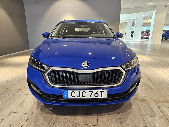 Skoda Octavia 3 of 5