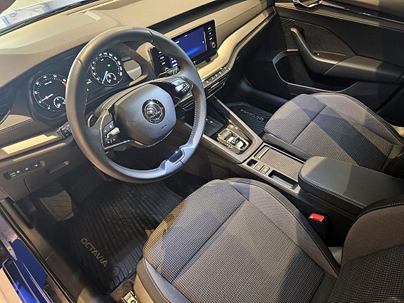 Skoda Octavia 13 of 27
