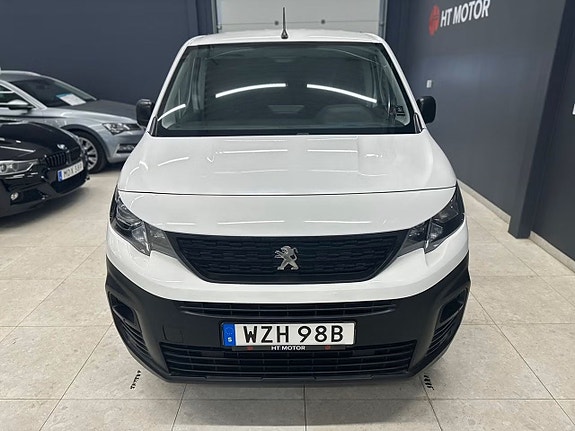 Peugeot Partner 2 of 13