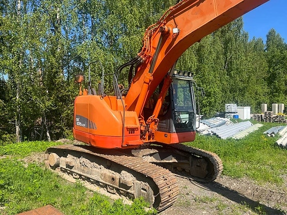 Doosan 235 LCR 8 of 24