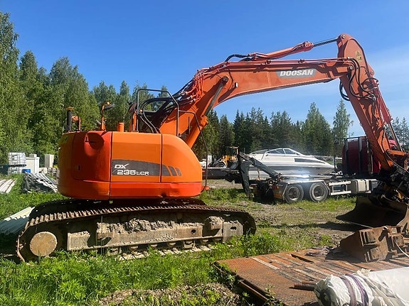 Doosan 235 LCR 10 of 24