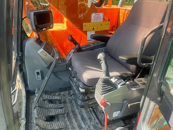 Doosan 235 LCR 12 of 24