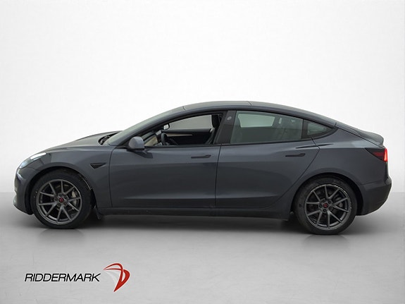 Tesla Model 3 5 of 5