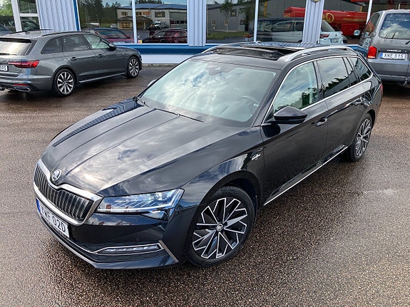 Skoda Superb 4 of 5