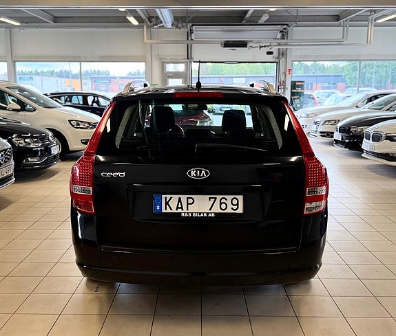 Kia Ceed 5 of 13