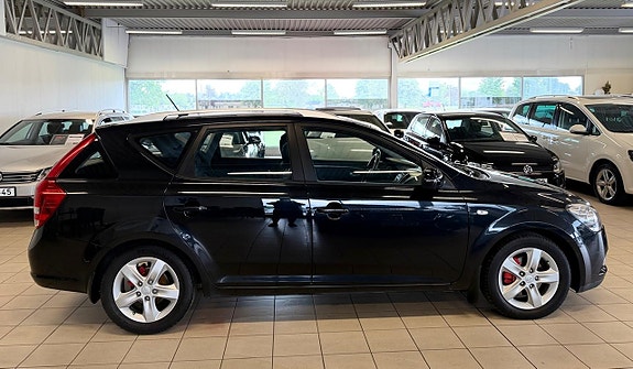 Kia Ceed 8 of 13
