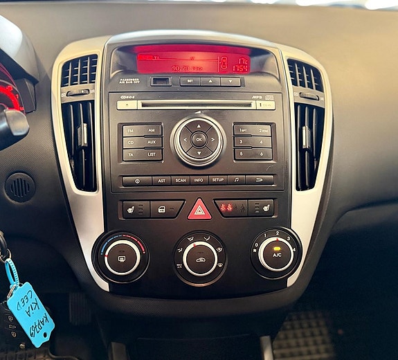 Kia Ceed 12 of 13