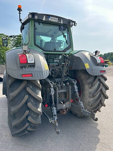 Fendt 828 Vario Profi Plus 6 of 7