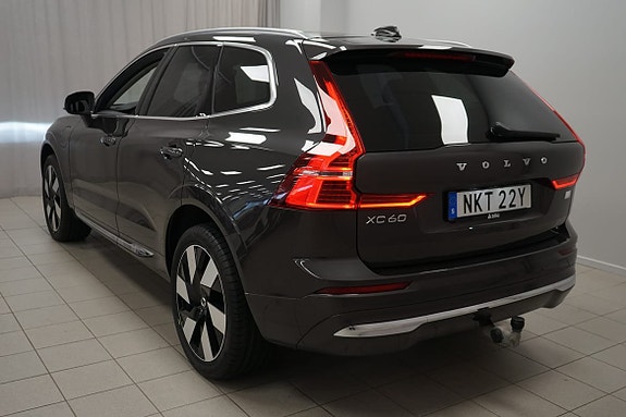 Volvo XC60 3 of 24
