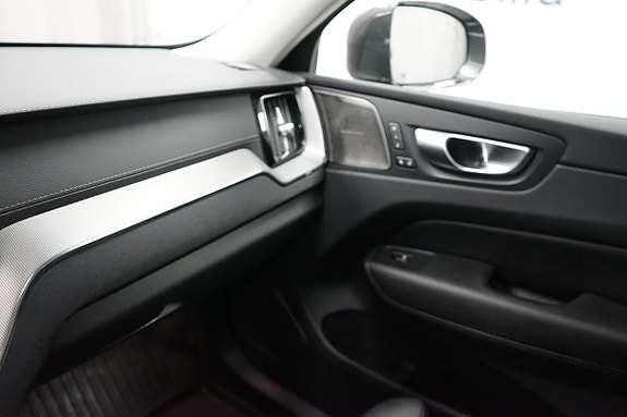 Volvo XC60 24 of 24