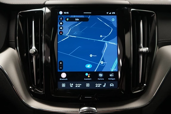 Volvo XC60 14 of 24