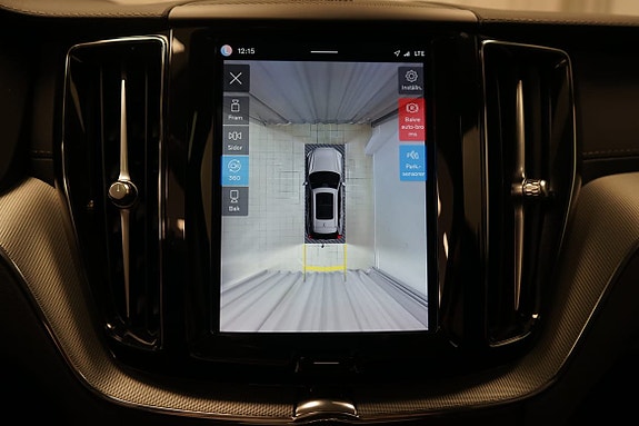 Volvo XC60 15 of 24