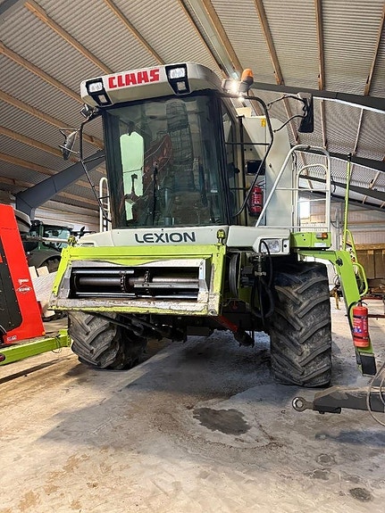 CLAAS Lexion 450 + C 750 skärbord med vagn 2 of 4