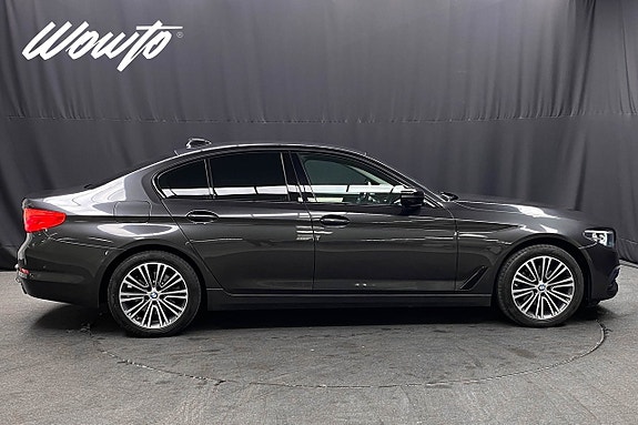 BMW 520 3 of 5