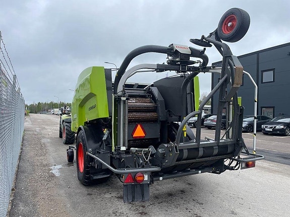 CLAAS Rollant 455 Uniwrap 5 of 7