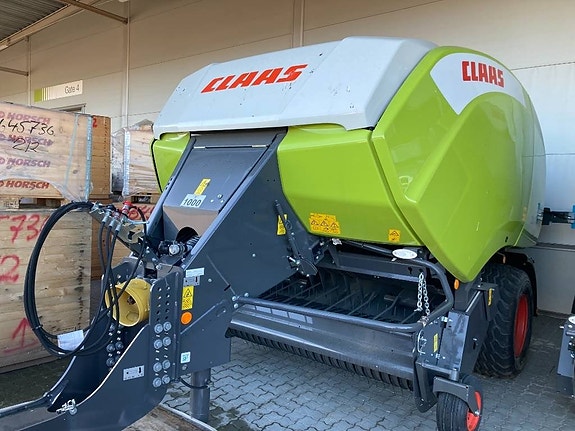 CLAAS Quadrant 4000 "Demo" 2 of 8