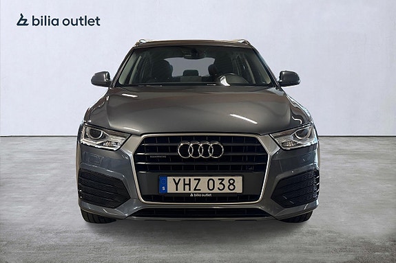 Audi Q3 3 of 5