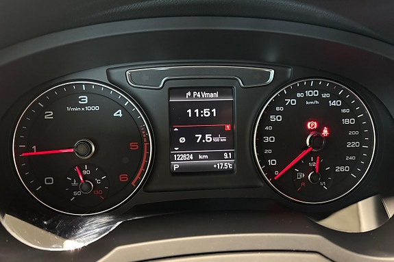 Audi Q3 16 of 25