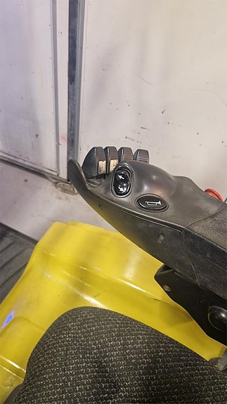 Hyster J2.0XNT LWB 5 of 7