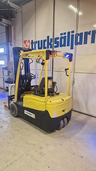 Hyster J2.0XNT LWB 2 of 7