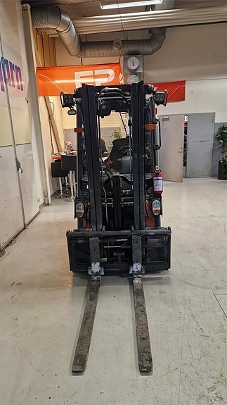 Linde E20PH -01 3 of 9